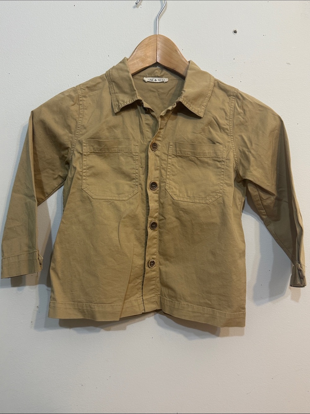 Babe & Tess Tan Button-Up Collared Shirt size 5